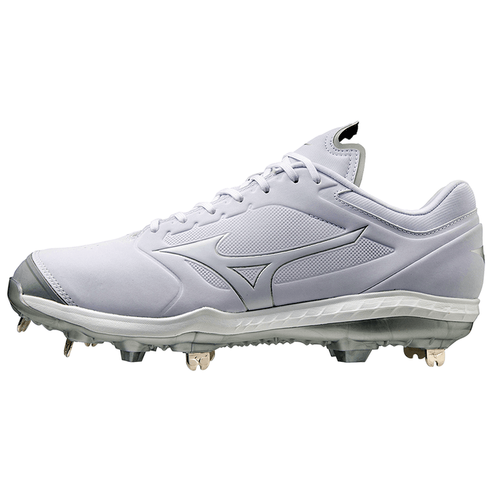 Mizuno Sweep 5 Low Women's Metal Softball Cleat: 320617 2 Mizuno Sweep 5 Low Women's Metal Softball Cleat: 320617 - Image 2